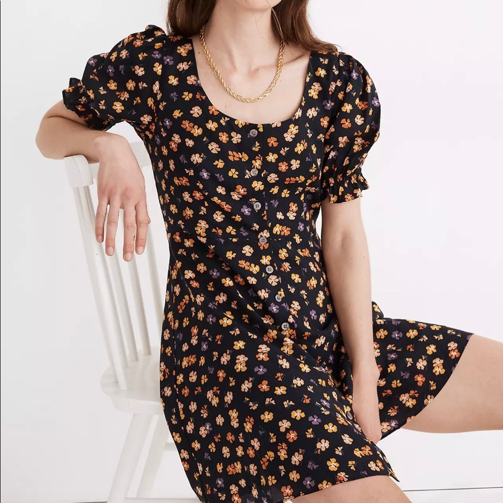 Madewell Smock-Sleeve Button-Front Mini Dress in Happy Hibiscus